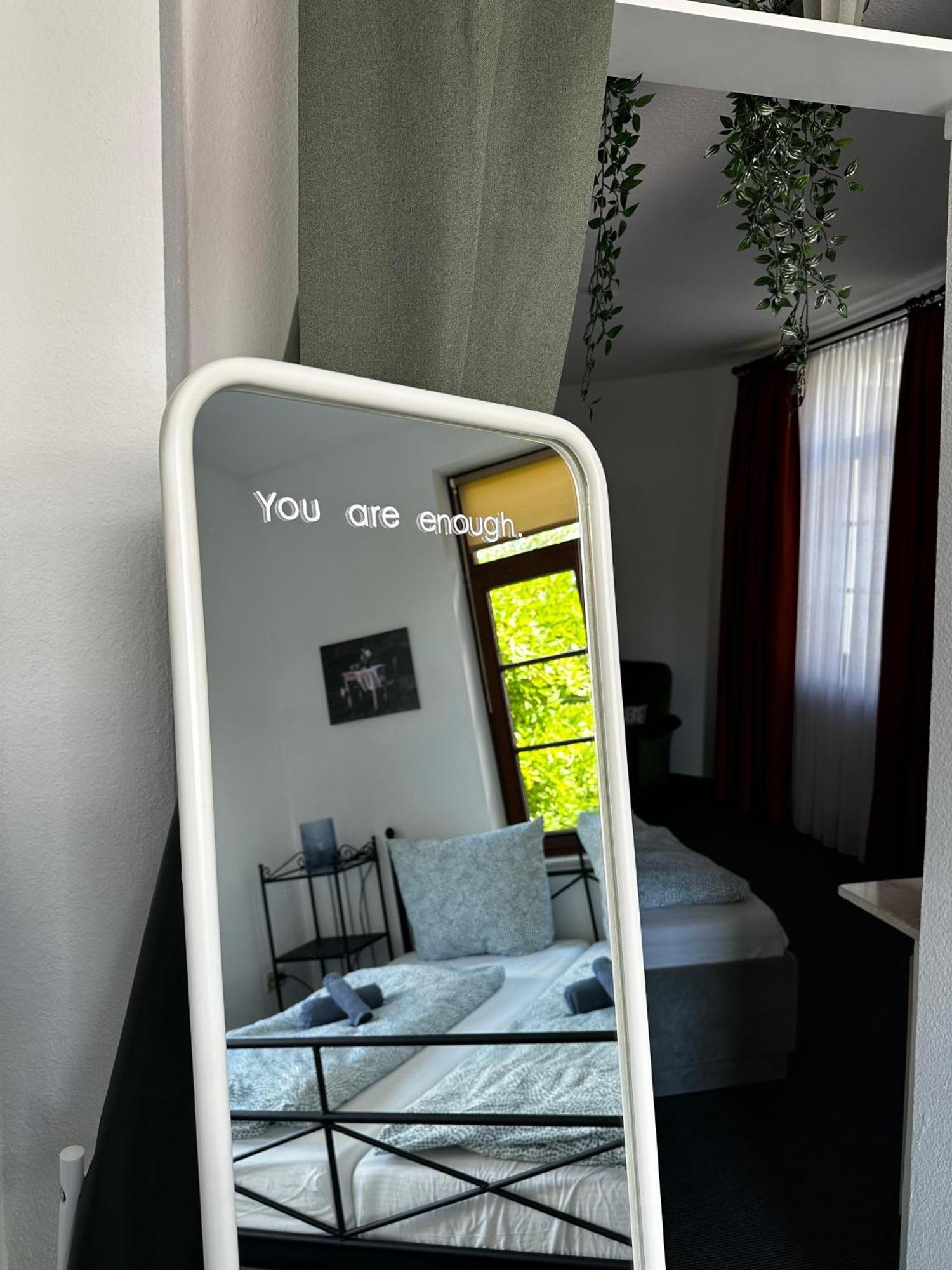Maisonettewohnung Im Loft Stil Mit Wunderschoener Terrasse Karlsruhe Bagian luar foto