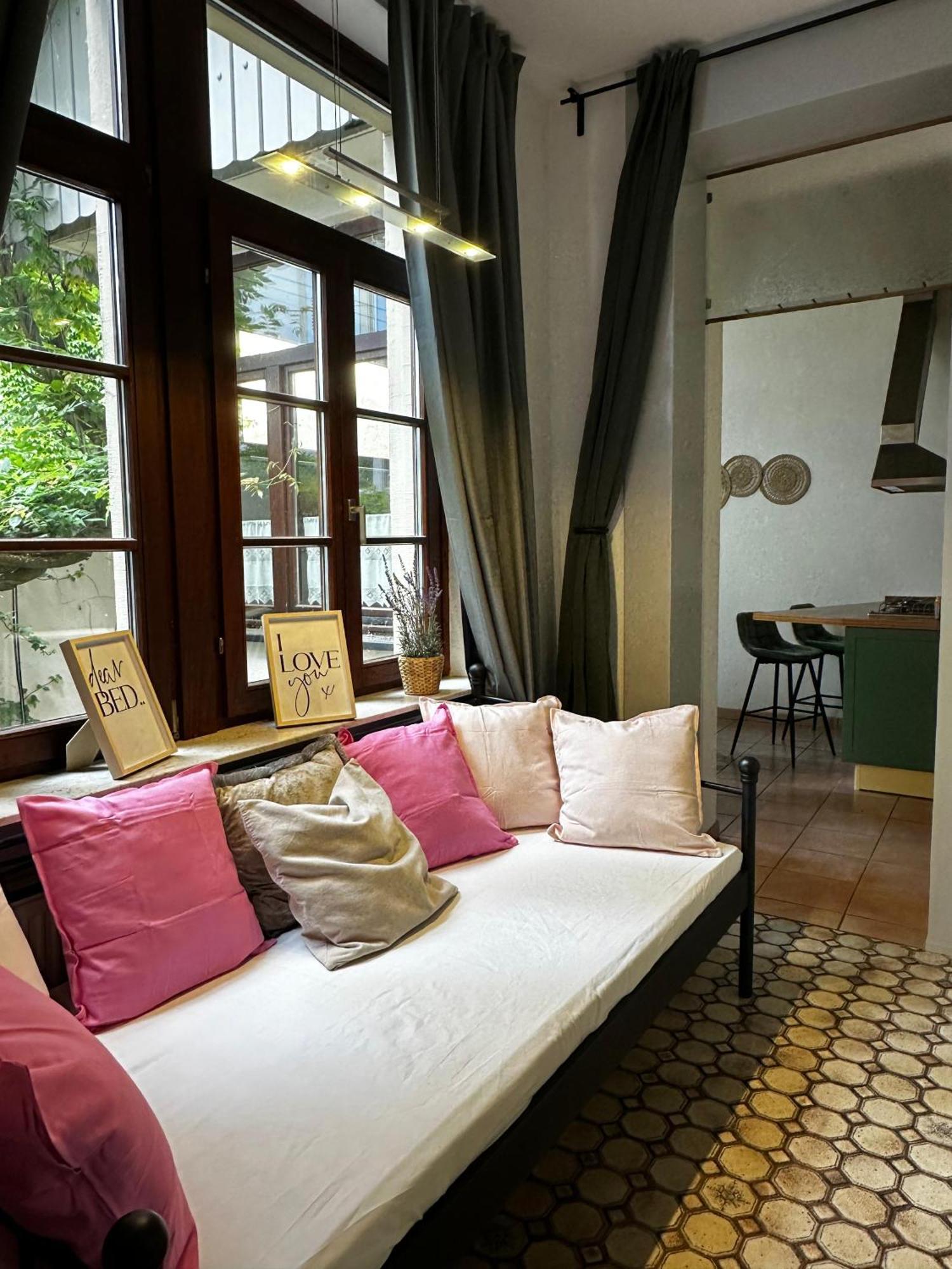 Maisonettewohnung Im Loft Stil Mit Wunderschoener Terrasse Karlsruhe Bagian luar foto